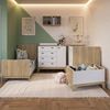 Quarto de Bebê Gêmeos com 2 Berços Cômoda Caixa de Brinquedos e 2 Nichos Favo de Mel Itapuã/Branco