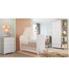 Quarto de Bebê Completo Algodão Doce com Guarda-Roupa 2 Portas, Cômoda e Berço Espresso Móveis Branco/Fresno